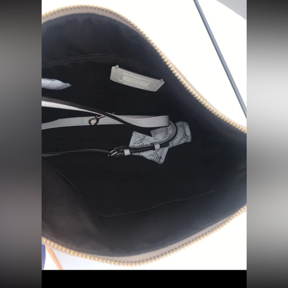 NWT COACH SIGNATURE CELESTE CONVERTIBLE HOBO F58327 CHALK - Picture 3 of 11